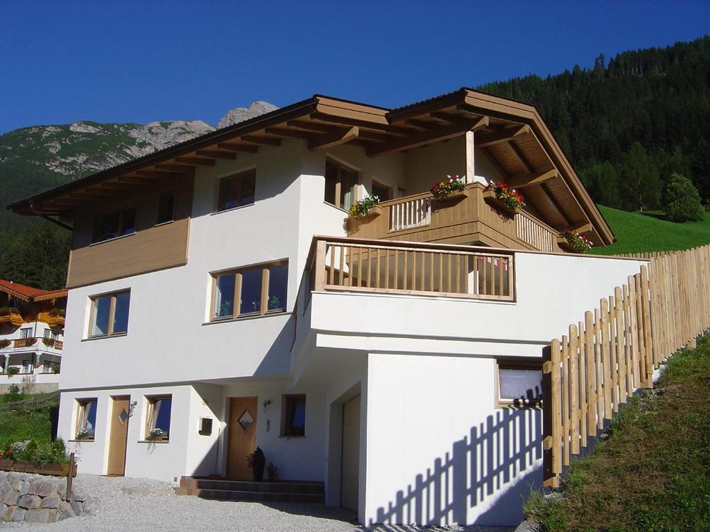 Appartamento Haus Harbauer Neustift im Stubaital Esterno foto